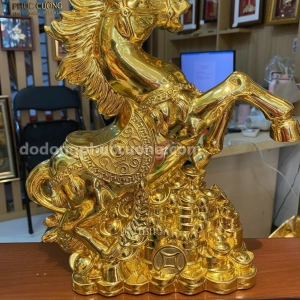 Tượng ngựa phong thủy bằng đồng dát vàng nano