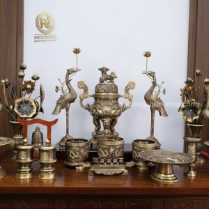 Bộ ngũ sự Phụng Gia Tiên Tứ Linh màu hun cổ kèm phụ kiện