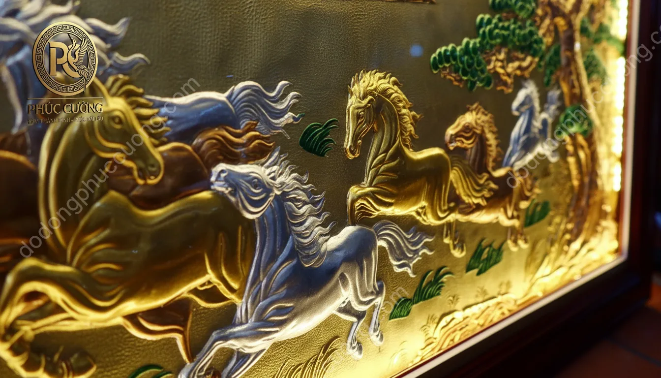 Tranh đồng phong thủy dát vàng 24k Mã đáo thành công