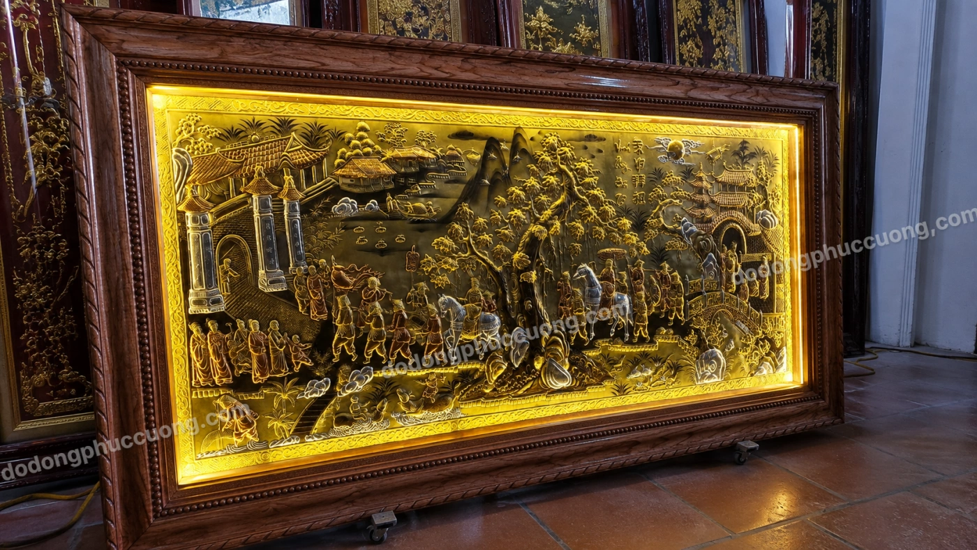 Tranh đồng phong thủy dát vàng 24k Vinh quy bái tổ